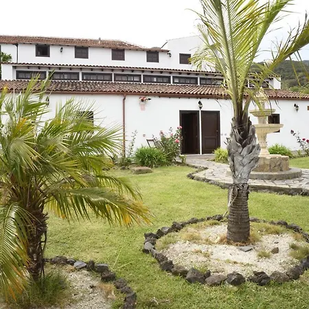 Rural La Hacienda ホテル 4*